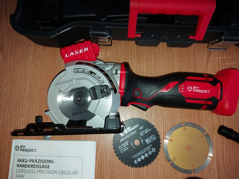 Fierastrau circular MyProject laser, 20V – acumulator, inclusiv  accesorii.